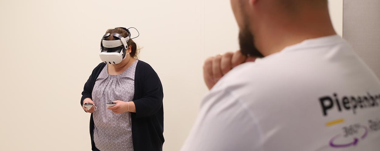 Piepenbrock schult Fachkräfte mit dem Einsatz von Virtual Reality.