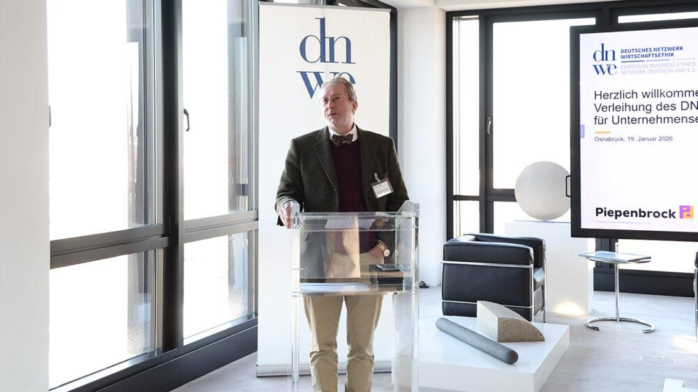 Prof. Dr. Michael Aßländer am Rednerpult