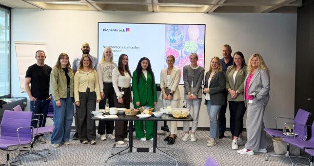 Vielseitige Impulse für den Alltag: Nachhaltigkeitswoche 2026 Die Teilnehmer am Kochworkshop beschäftigten sich mit der Frage, wie nachhaltiges Kochen im Alltag gelingen kann.