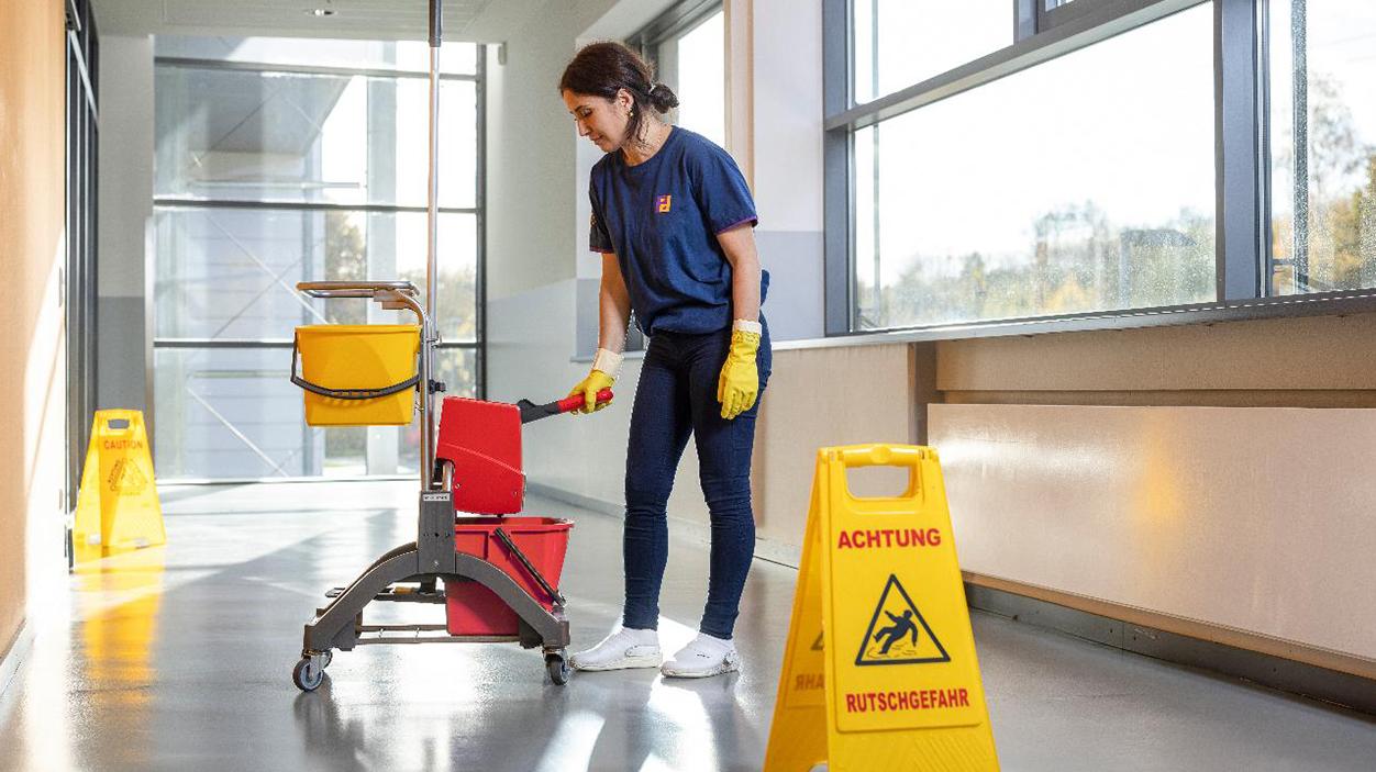  2025: Tariferhöhung in der Gebäudereinigung - Piepenbrock Blog 