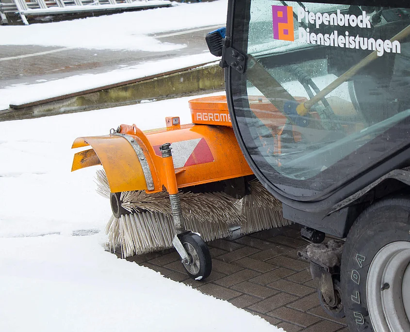 Winterdienst München  Schnee- & Eisbeseitigung - Sicher durch den Winter